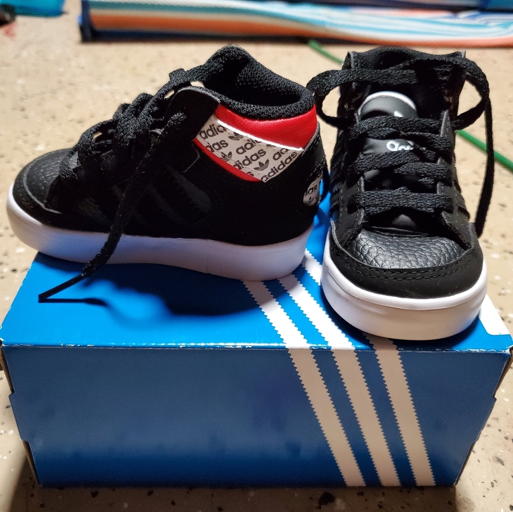 Adidas Toddler shoes 4k